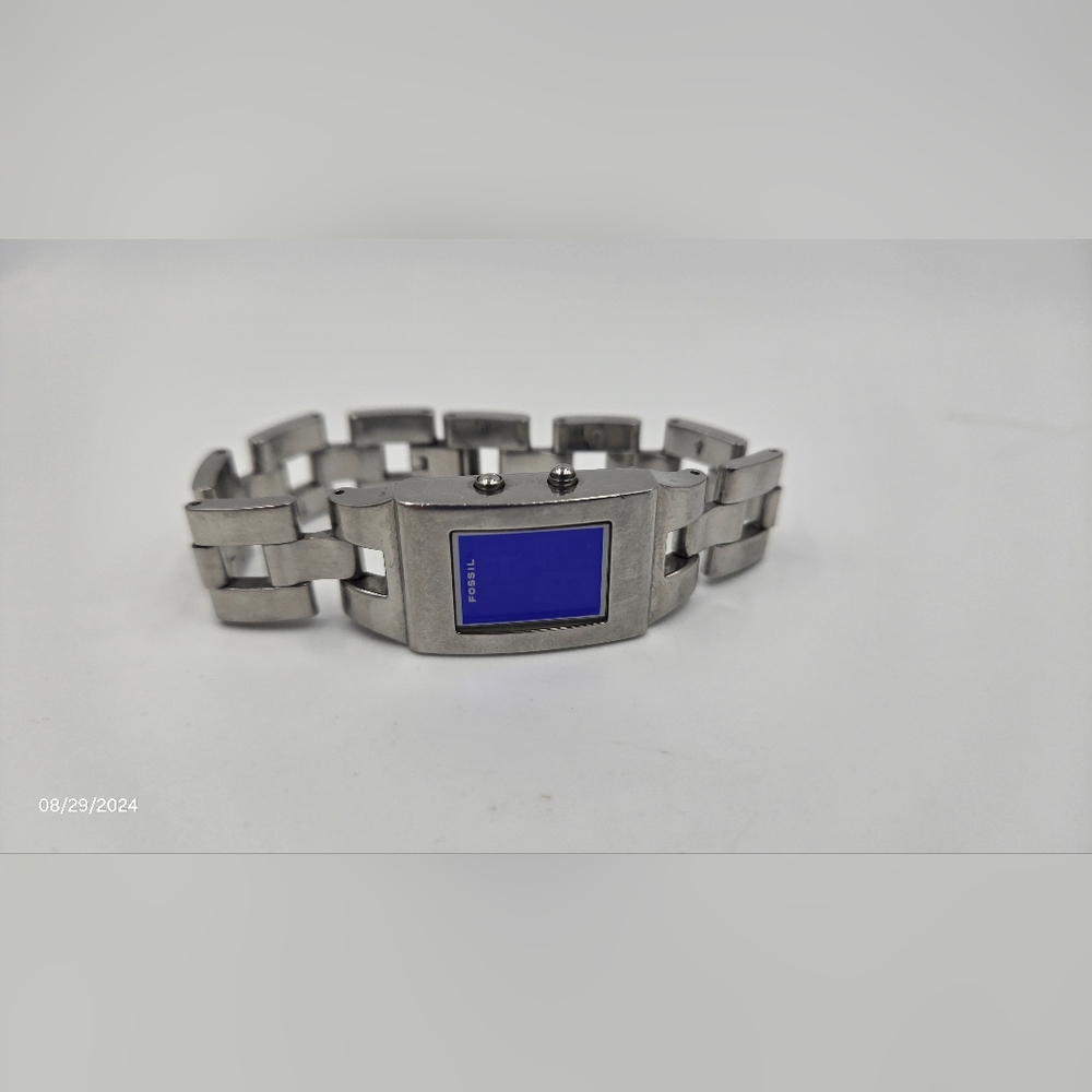 VINTAGE Fossil F2 ES-9206 Women's Blue Watch Face Silver Band Digital